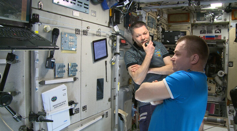 ARISS contact: On July 30, 2022, Roscosmos cosmonauts will conduct a radio communication session aboard the ISS
